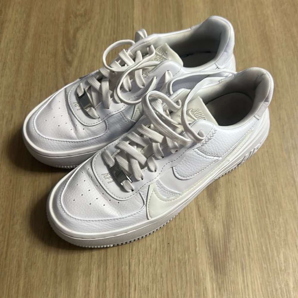 Nike girls Air Force 1